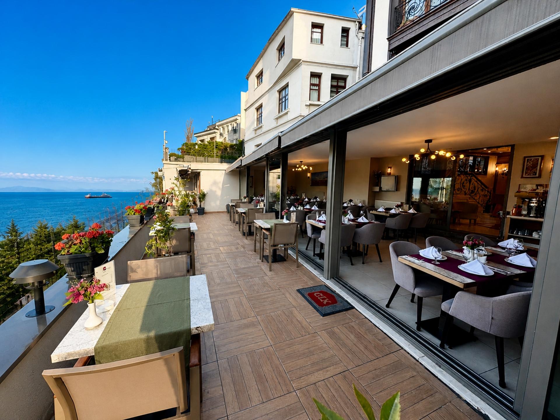 open_restaurant_15011b.jpg